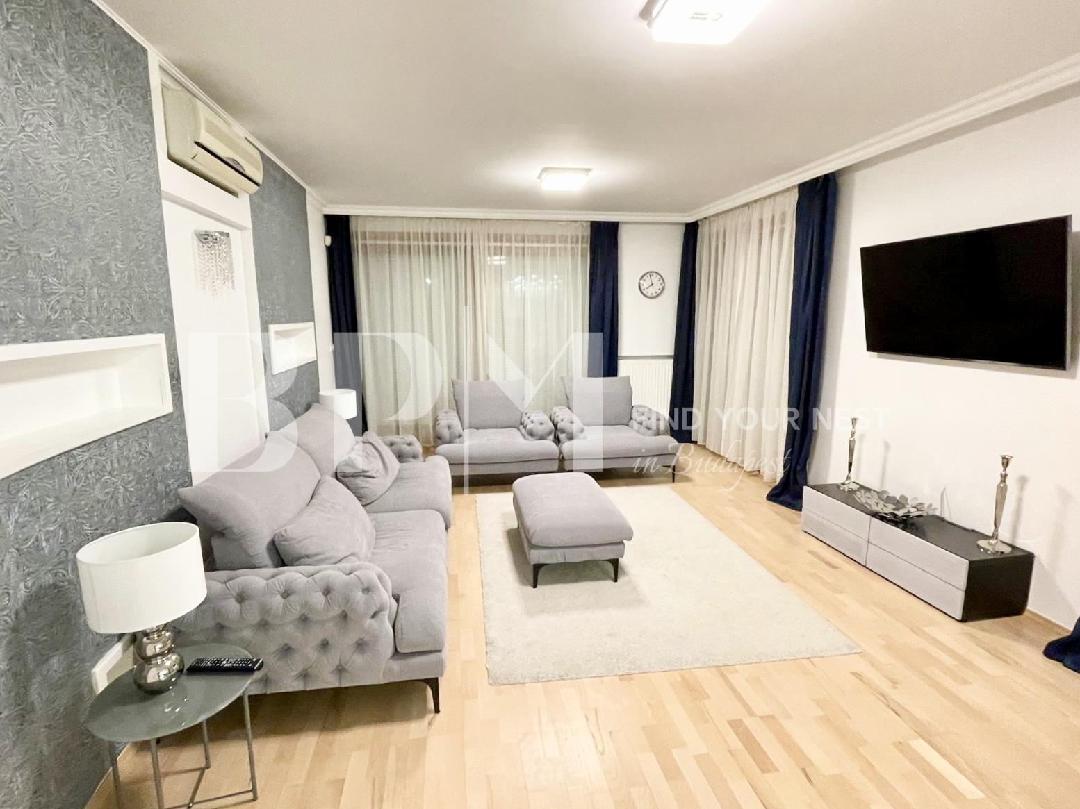 Three bedrooms apartment in Deres street