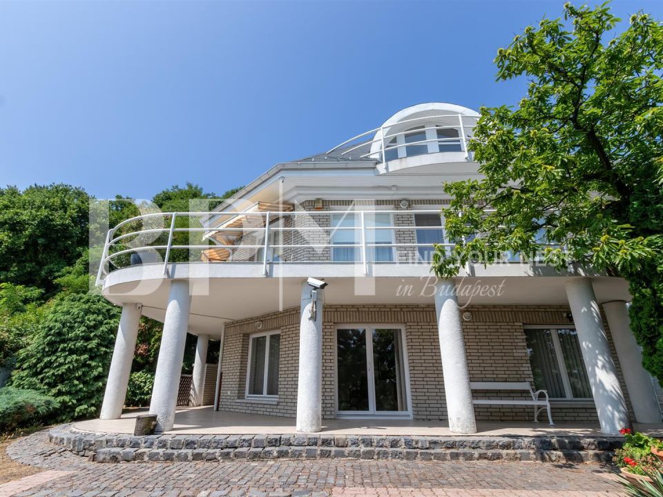 Dreamhouse with breathtaking panoramic view in Szentendre