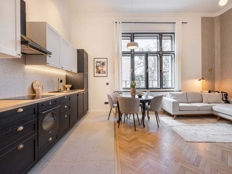 Two bedrooms apartment in diplomatic area