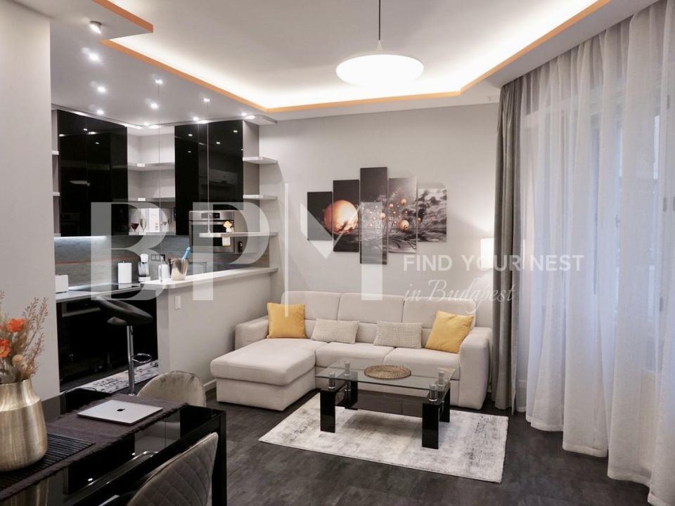 Two bedrooms apartment for rent in district V.
