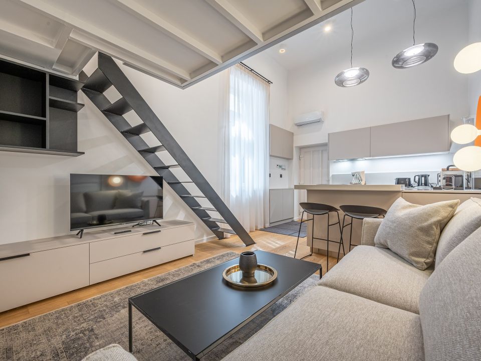 New built apartment for long term rent in district V.