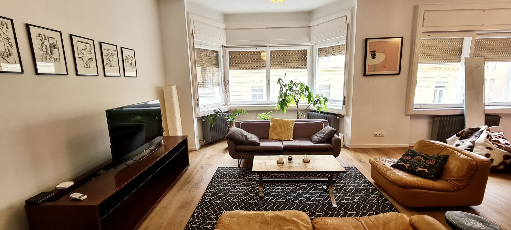 Two bedrooms apartment fro rent in district V.