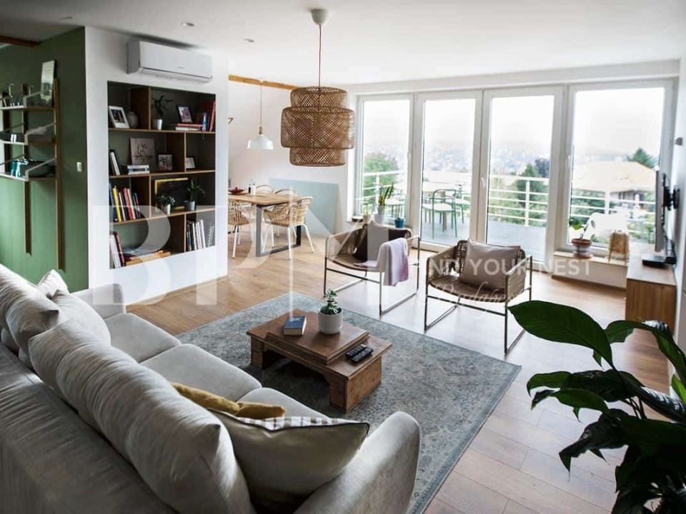 Luxury 3-bedroom apartment with panoramic view