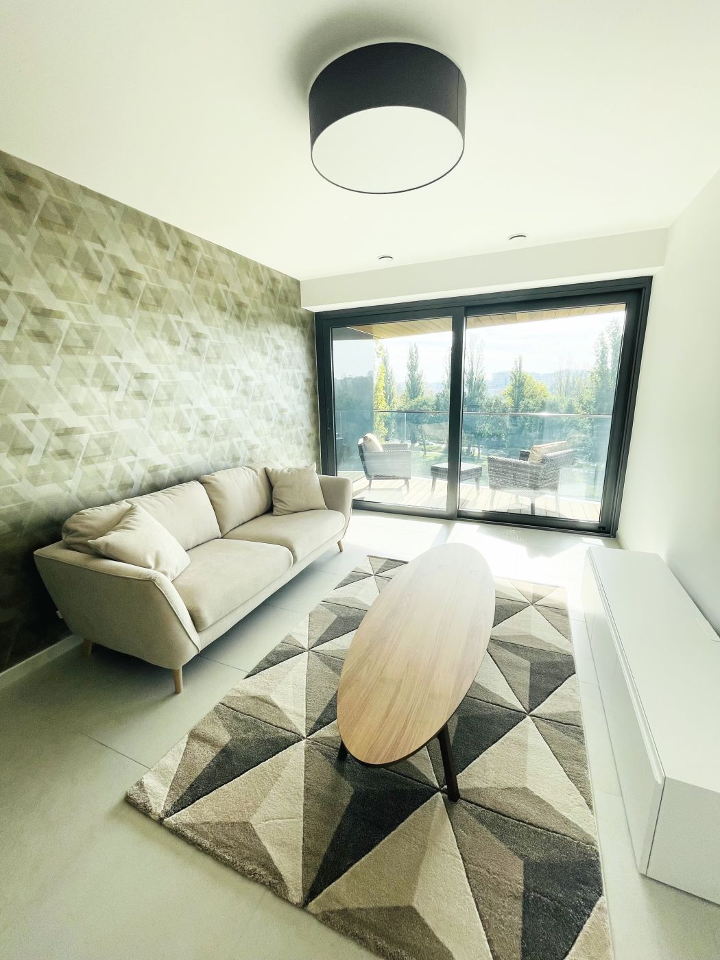 Newly built apartment for rent in Marina Part!