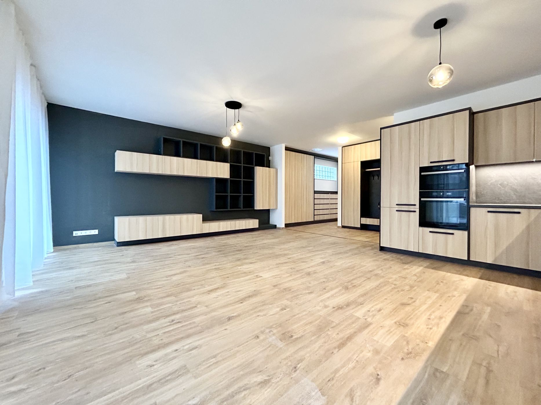 Newly built house for rent in buda
