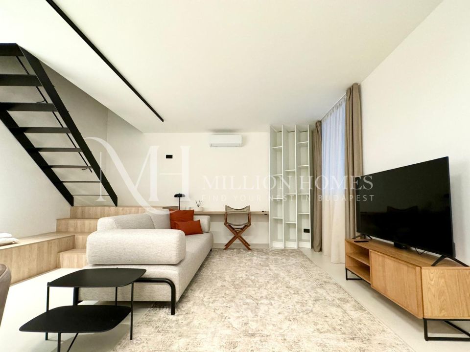 Newly renovated apartment near the parliament