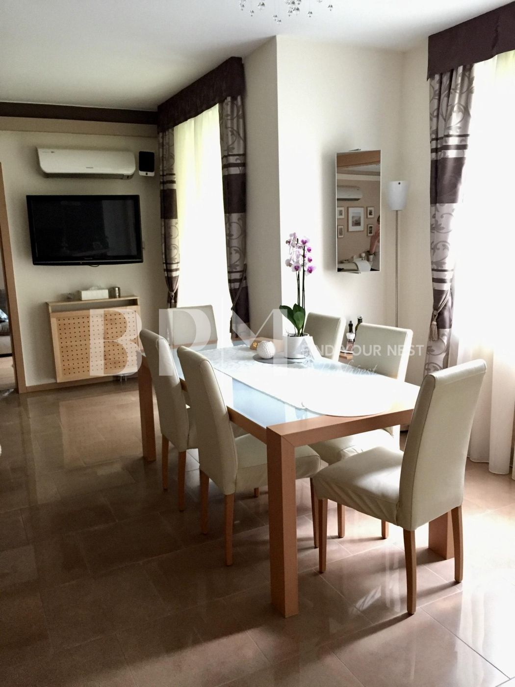 Exclusive Rental Apartment in MOM Residential Park