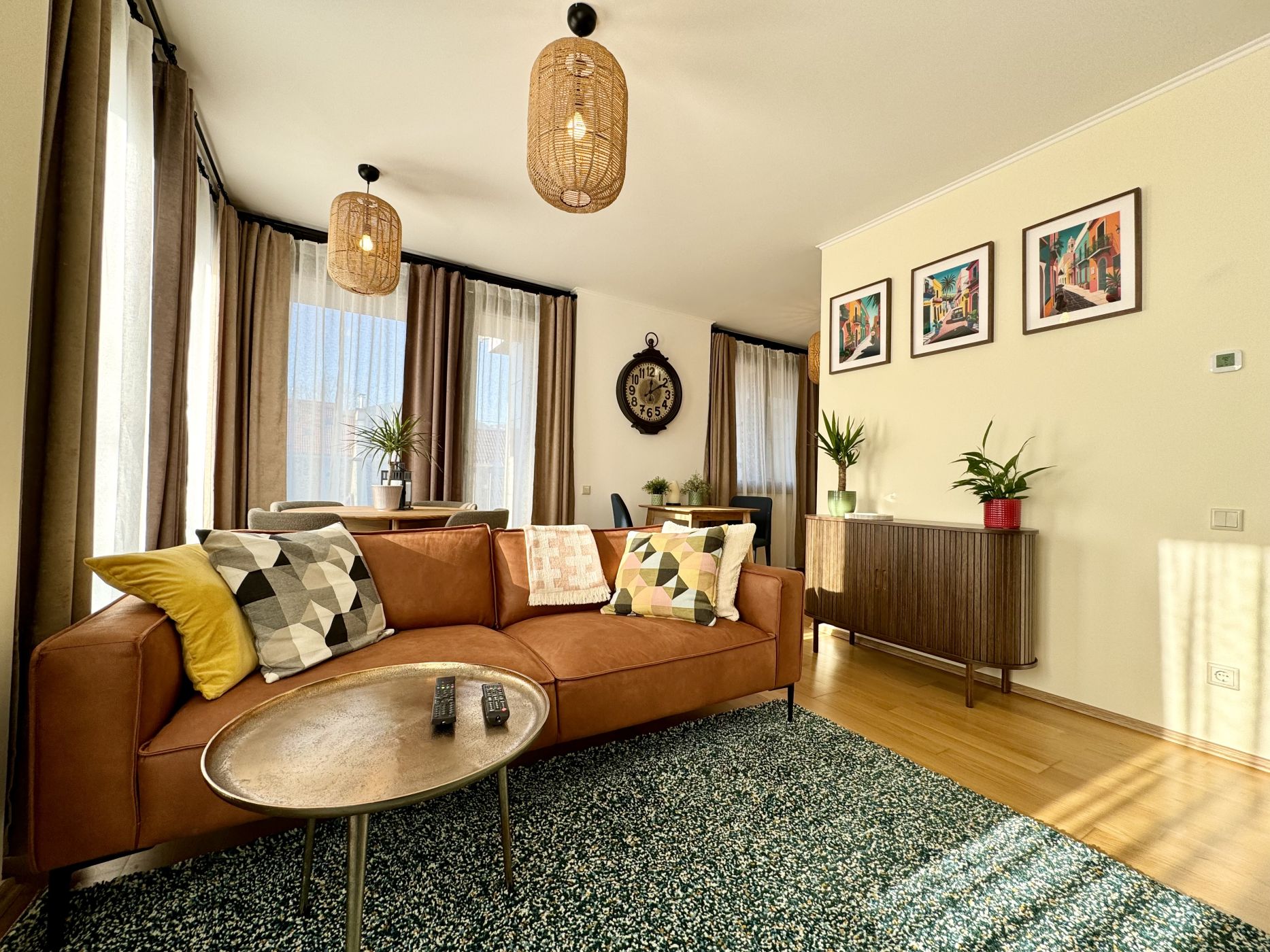 Beautiful high-end apartment near Kolosy Square