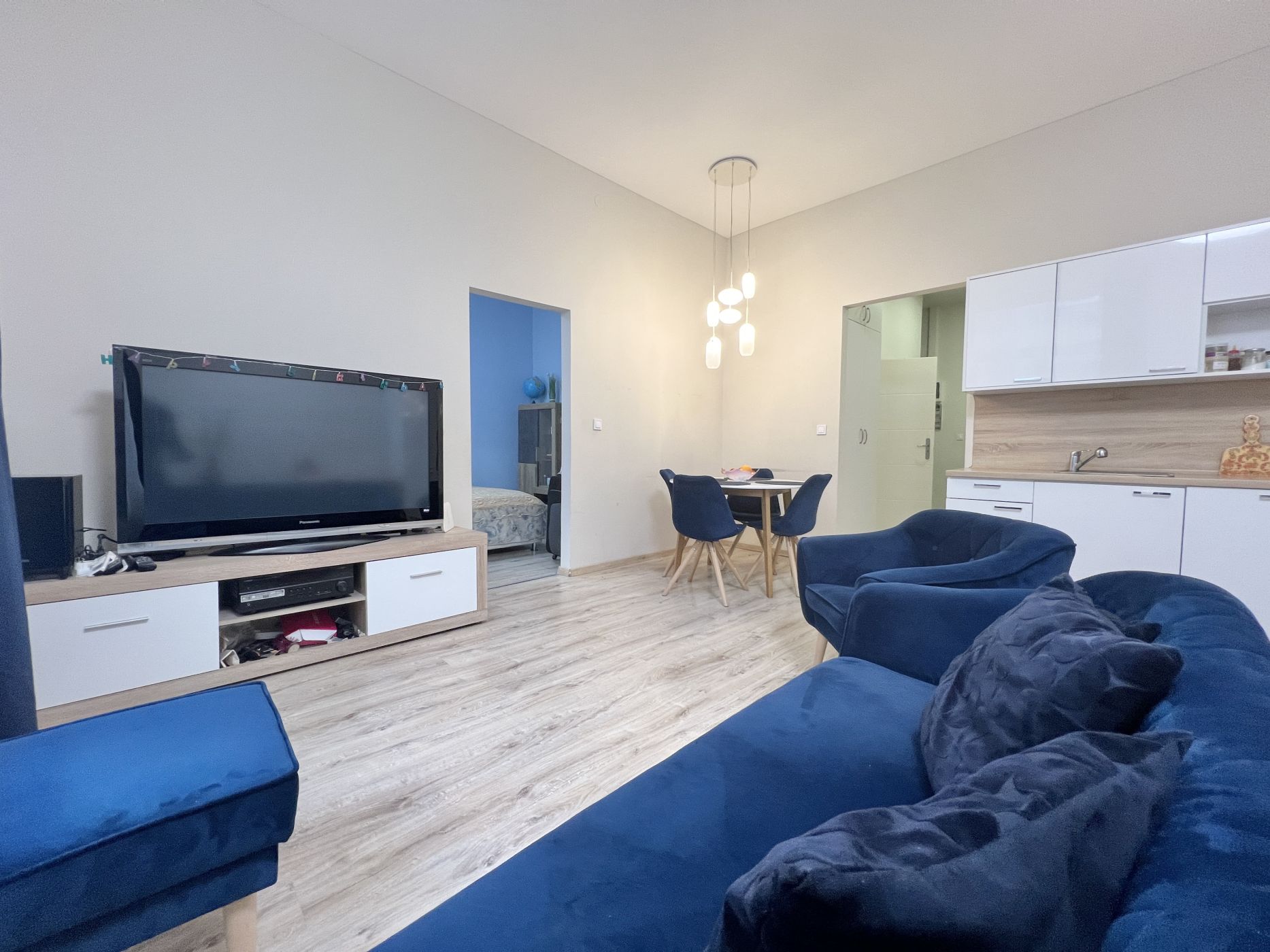 2 beds 2 baths apartment at New York Café