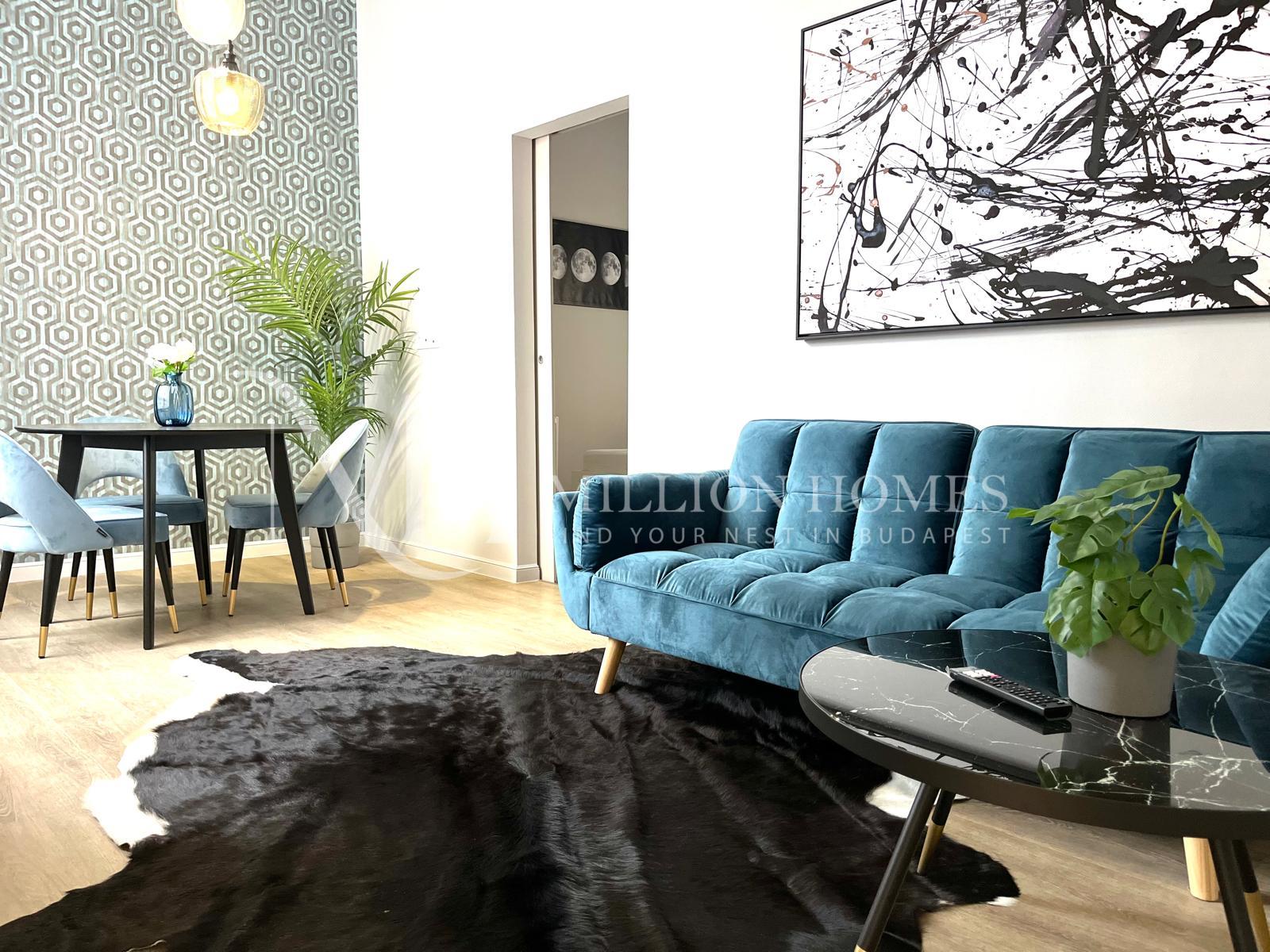 Completely renovated, quiet, beautiful home in downtown