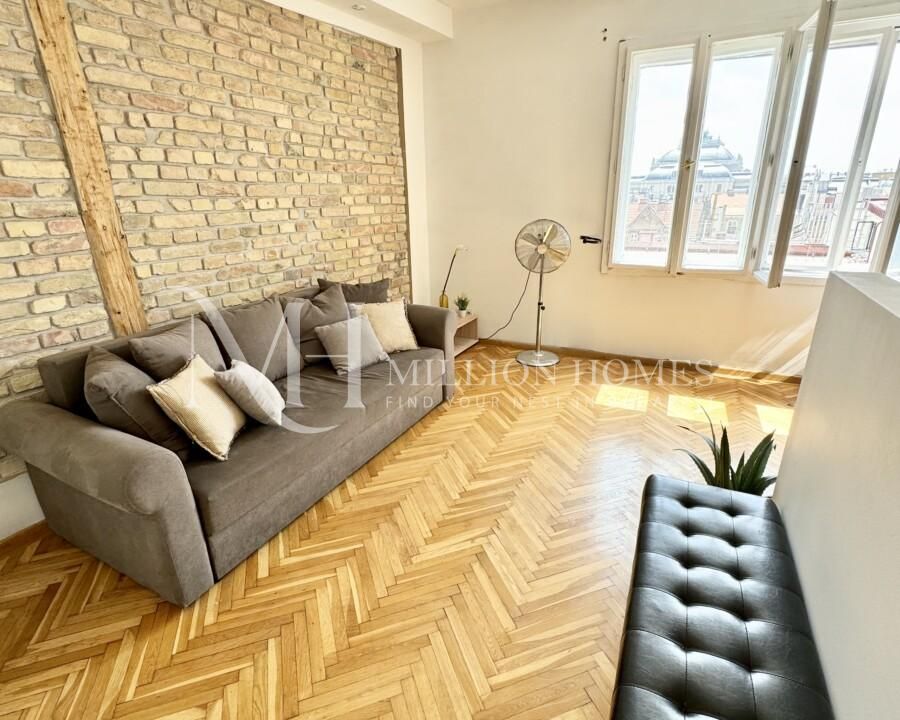 Cosy apartment with panoramic view.