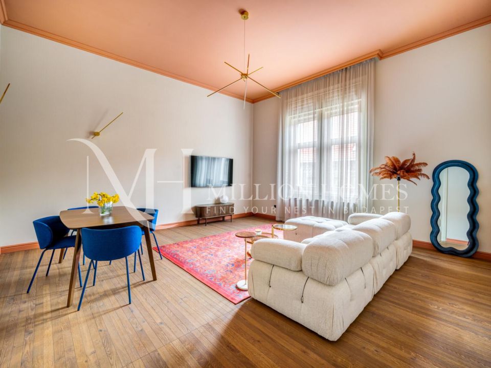 Luxurious apartment at palace quarter