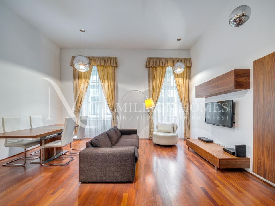 Luxurious apartment in dorottya palazzo