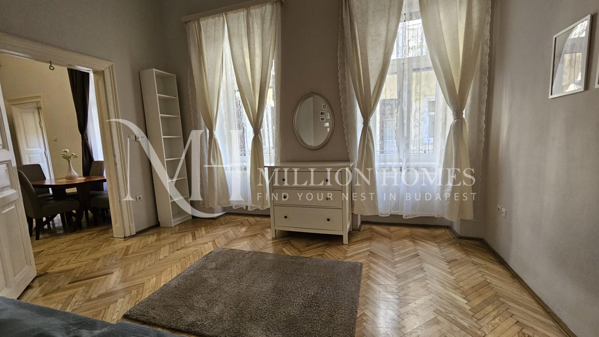 Csengery utca 3 rooms apartment