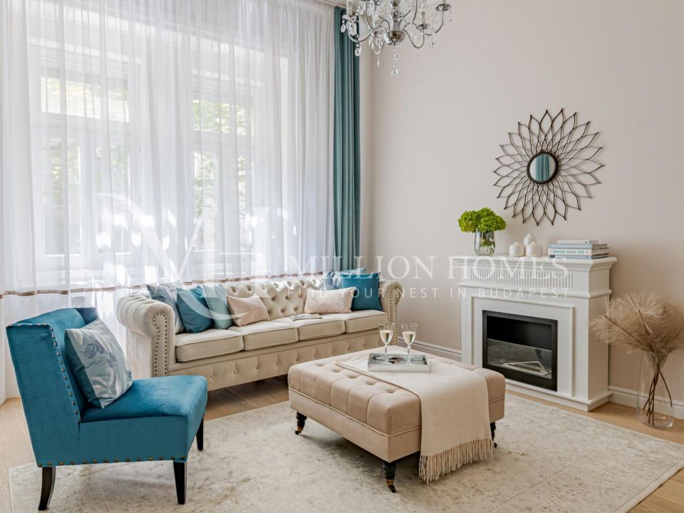 Elegant 3-Bedroom Apartment for Sale near MOM Park
