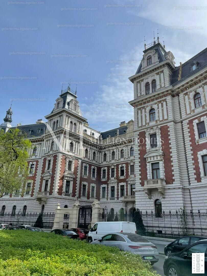Exquisite Apartment for Sale on the Prestigious Andrássy Avenue
