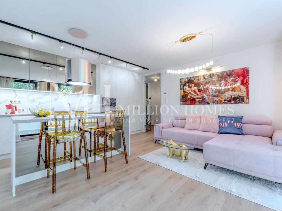 Minimal exclusive luxurious unique property with high-end design!