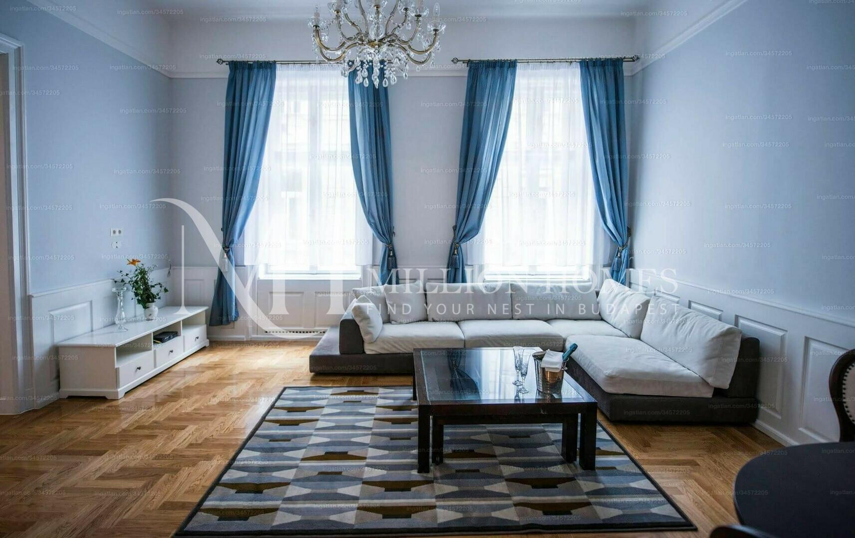 Prime location - Spacious Renovated 91 m² Apartment near opera