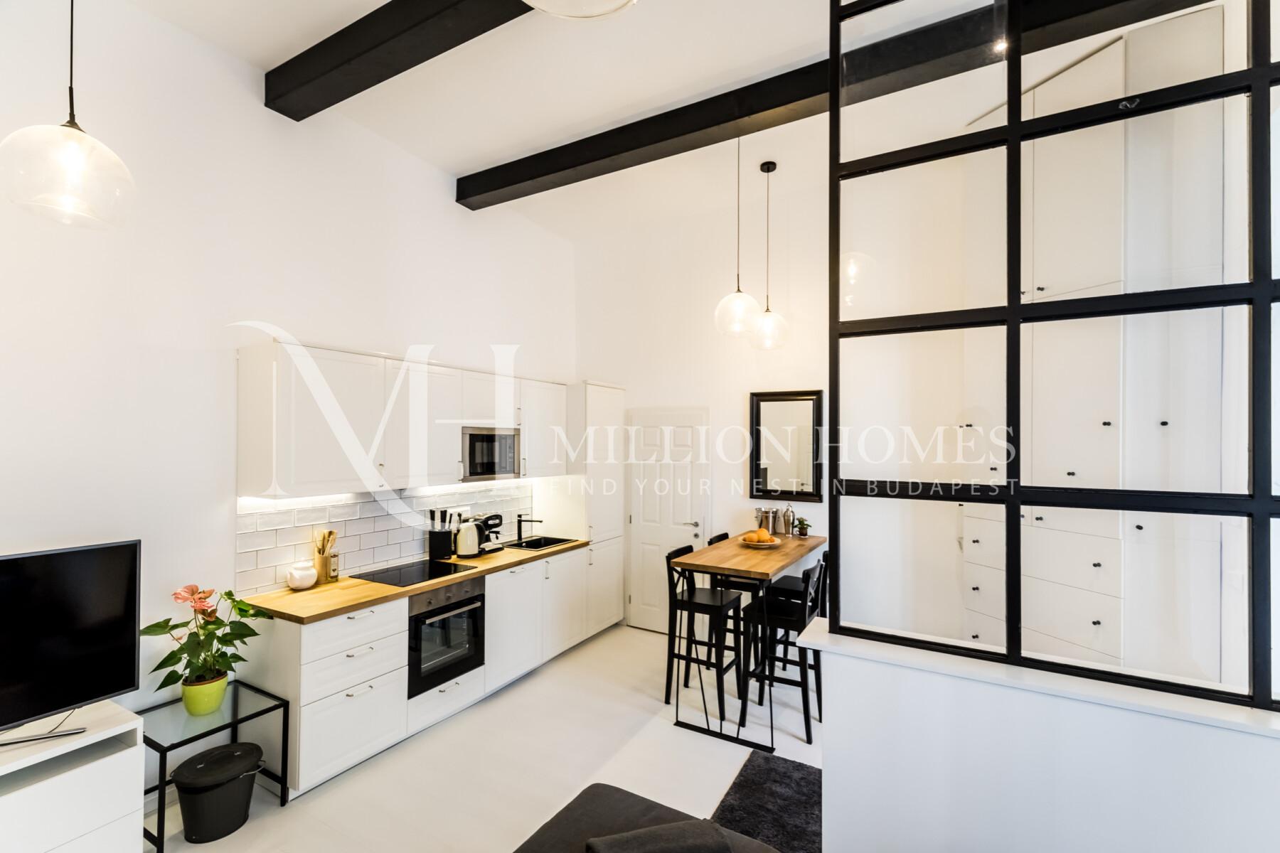 For Sale Renovated Modern 45 m² Apartment Near the Hungarian Parliament
