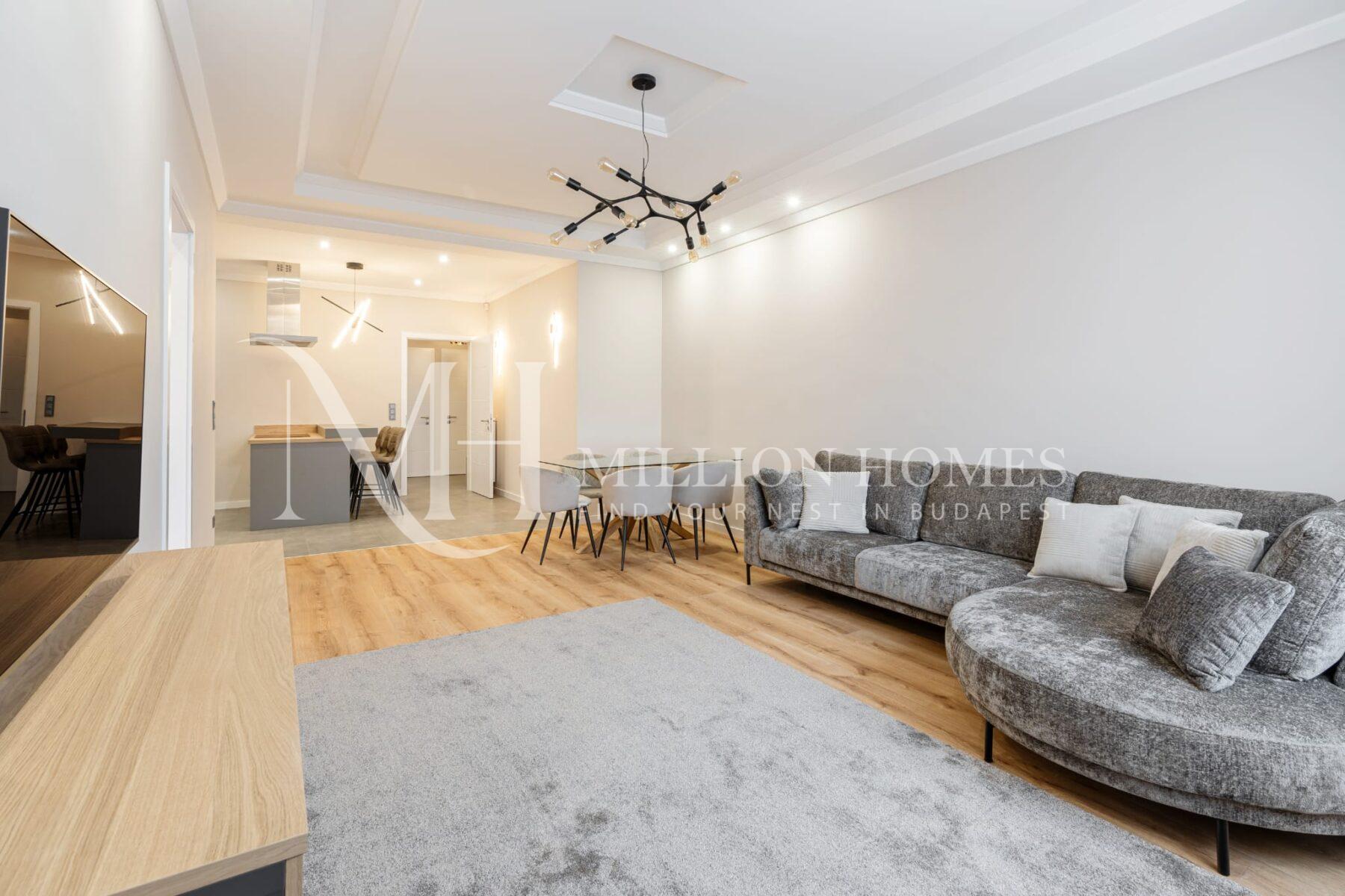 Refurbished Downtown Bauhaus Apartment