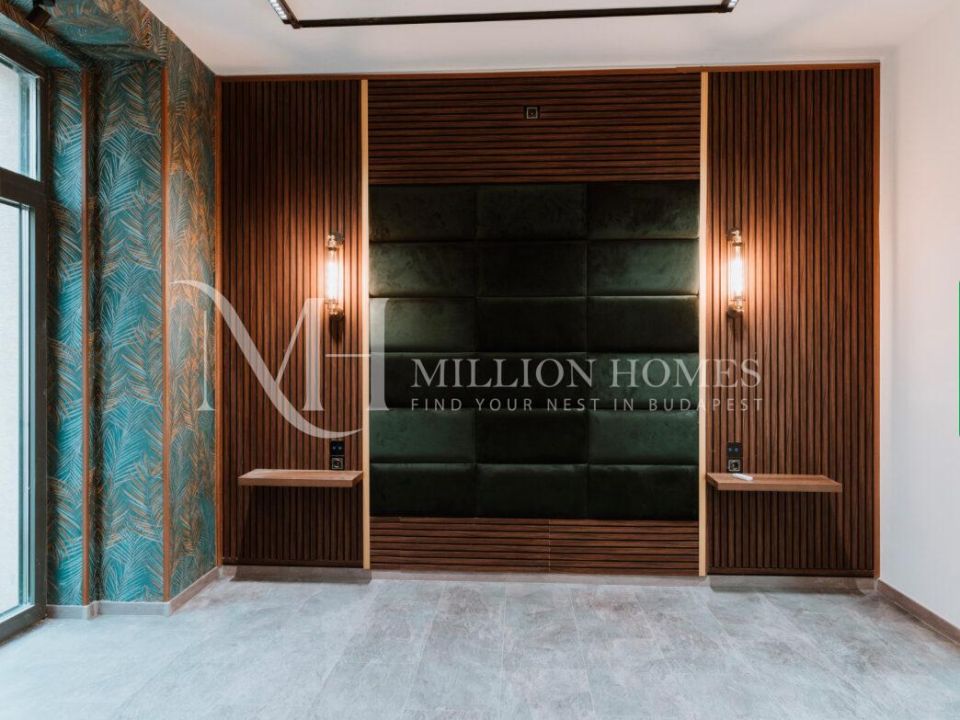 Stylish, modernized apartment in District VI.