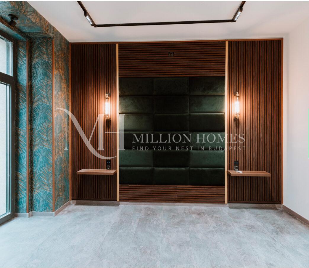 Stylish, modernized apartment in District VI.