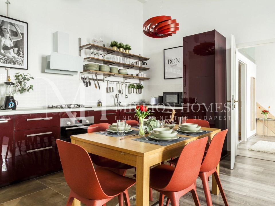 Modern 2-bedroom apartment for rent near Astoria